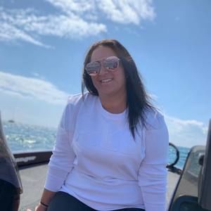 Meet your Posher, Lucy